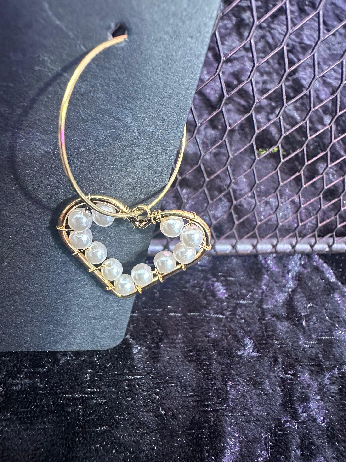 Pearl heart dangle hoop earrings