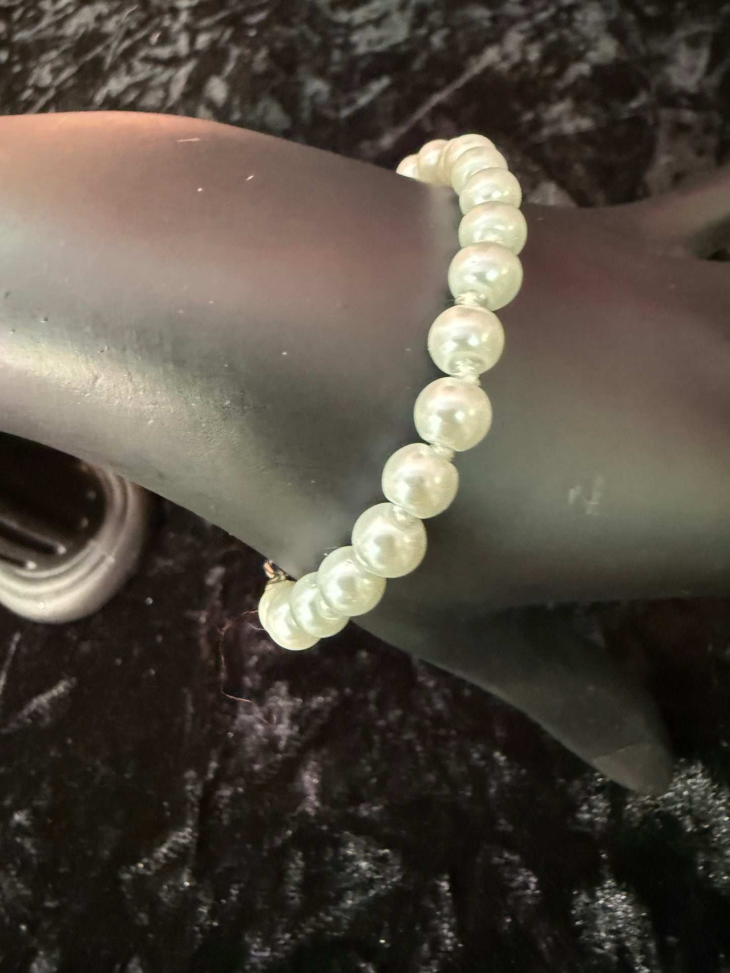 Classic Las Vegas Collection adjustable pearl bracelet