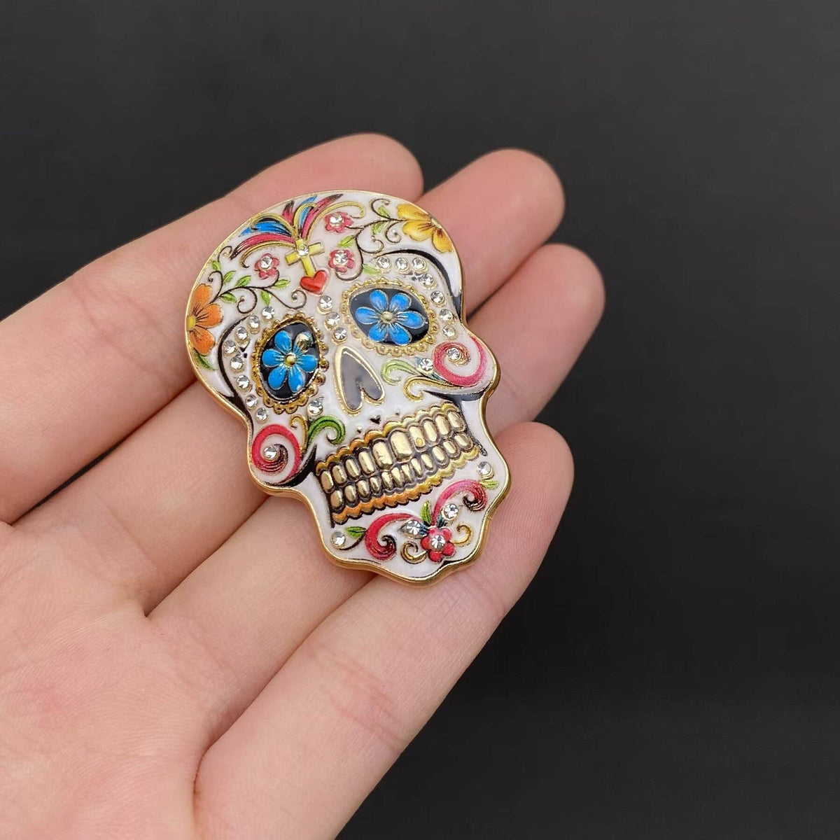 Halloween Colored Skull Brooch: Yellow