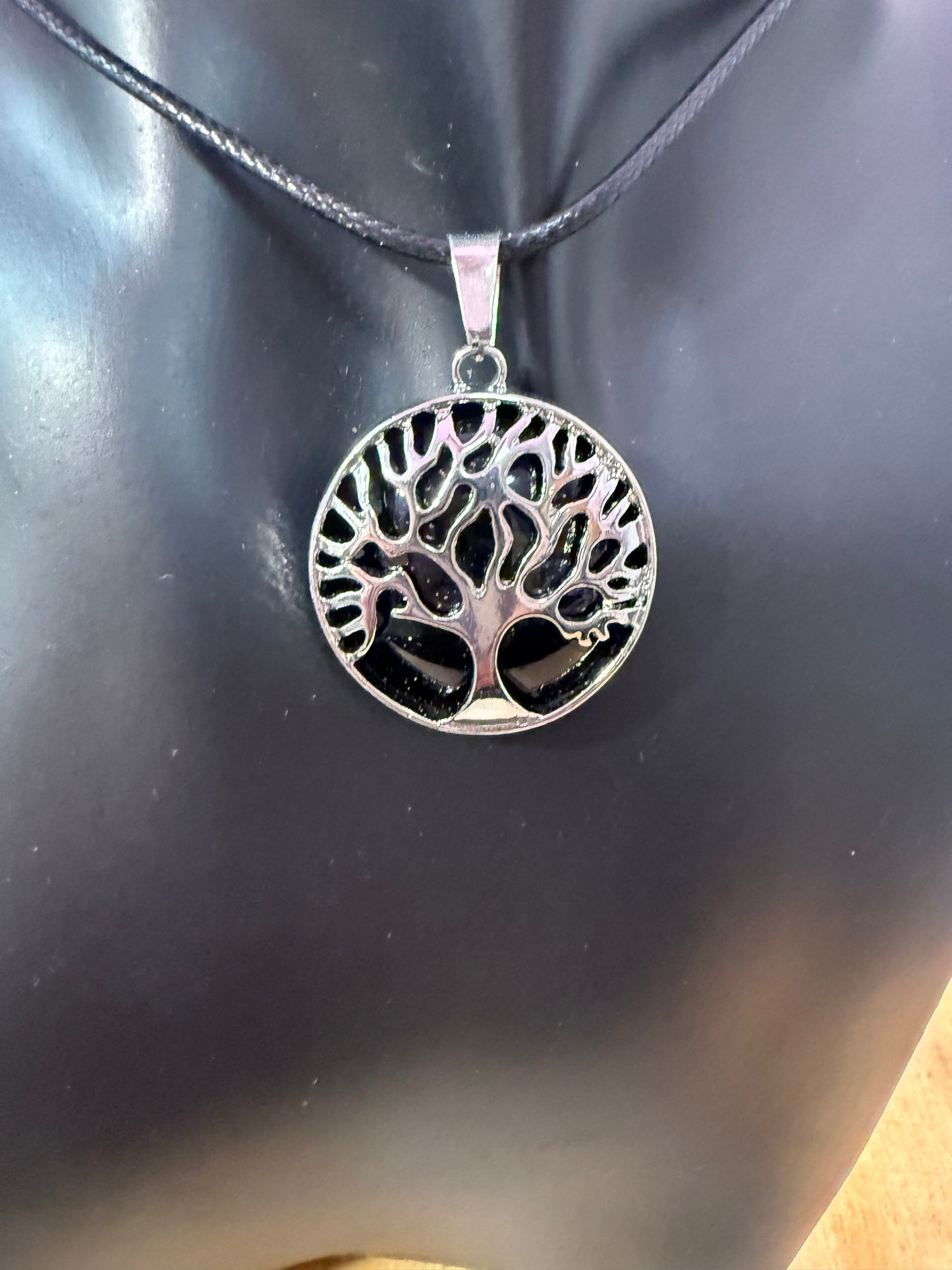 Tree of life black pendant