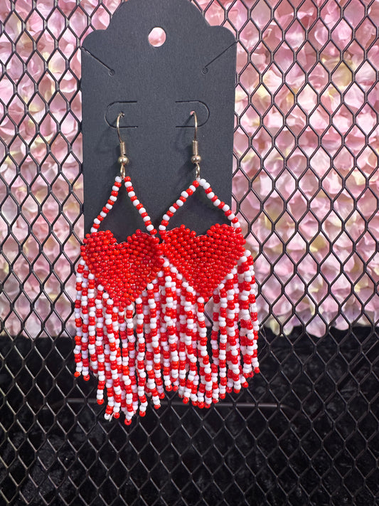 Corazon Red White beaded earrings