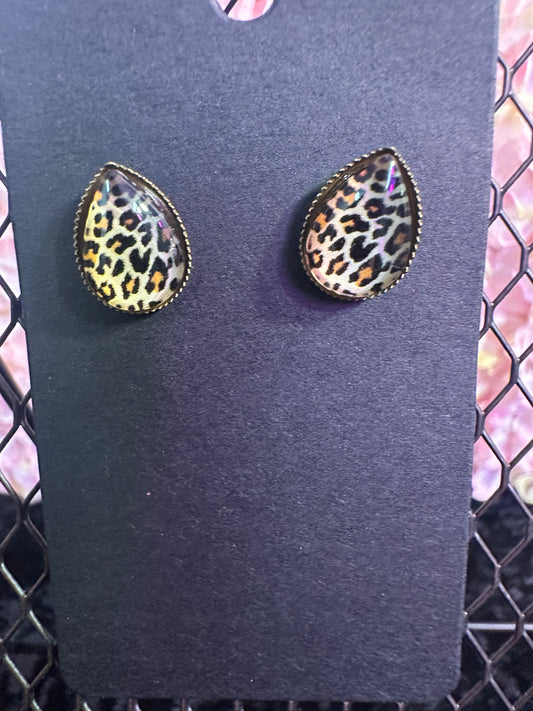 Animal print studs