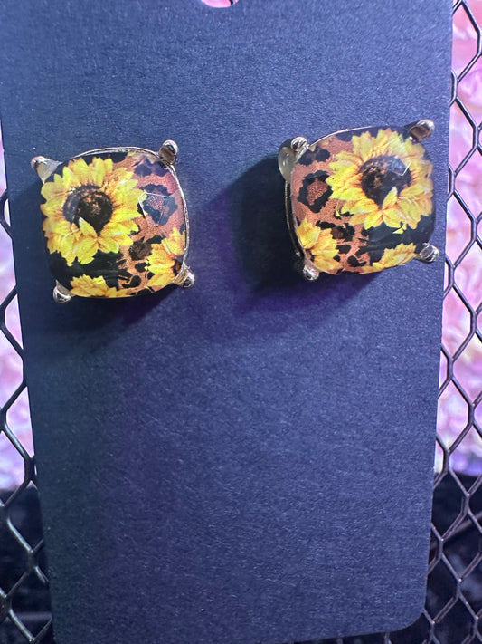 Sunflower animal print studs