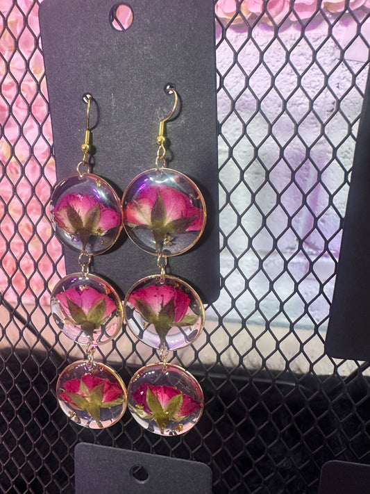La Flor Blooming dangle dried flower earrings