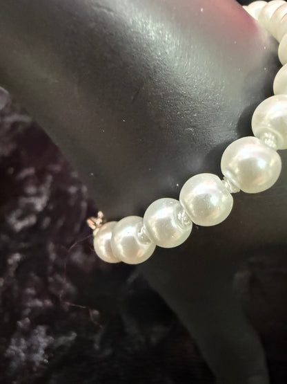 Classic Las Vegas Collection adjustable pearl bracelet