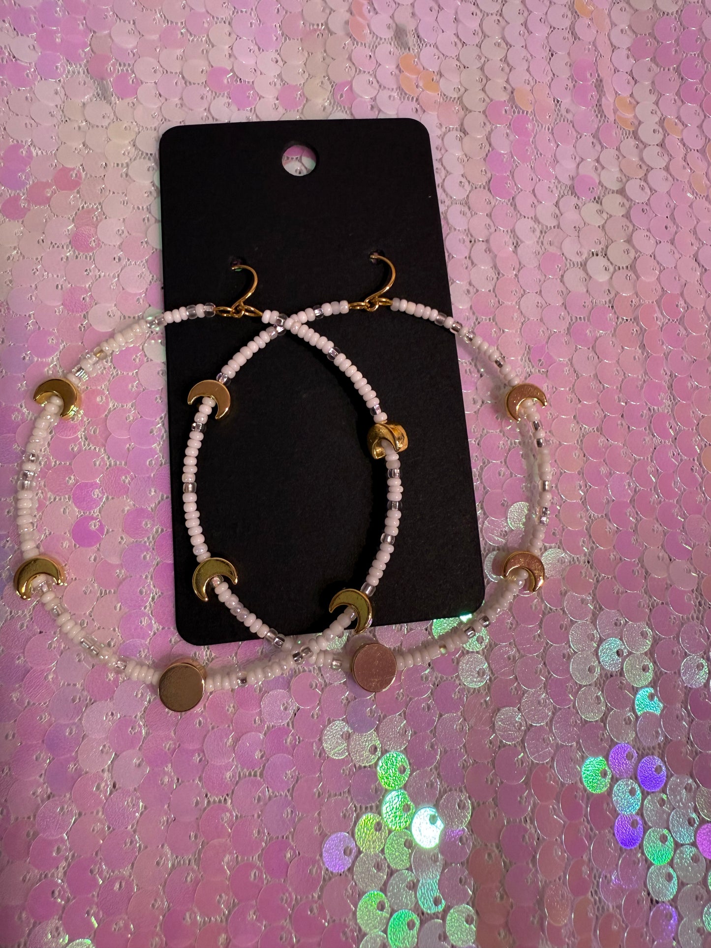 Moon Beaded earrings white