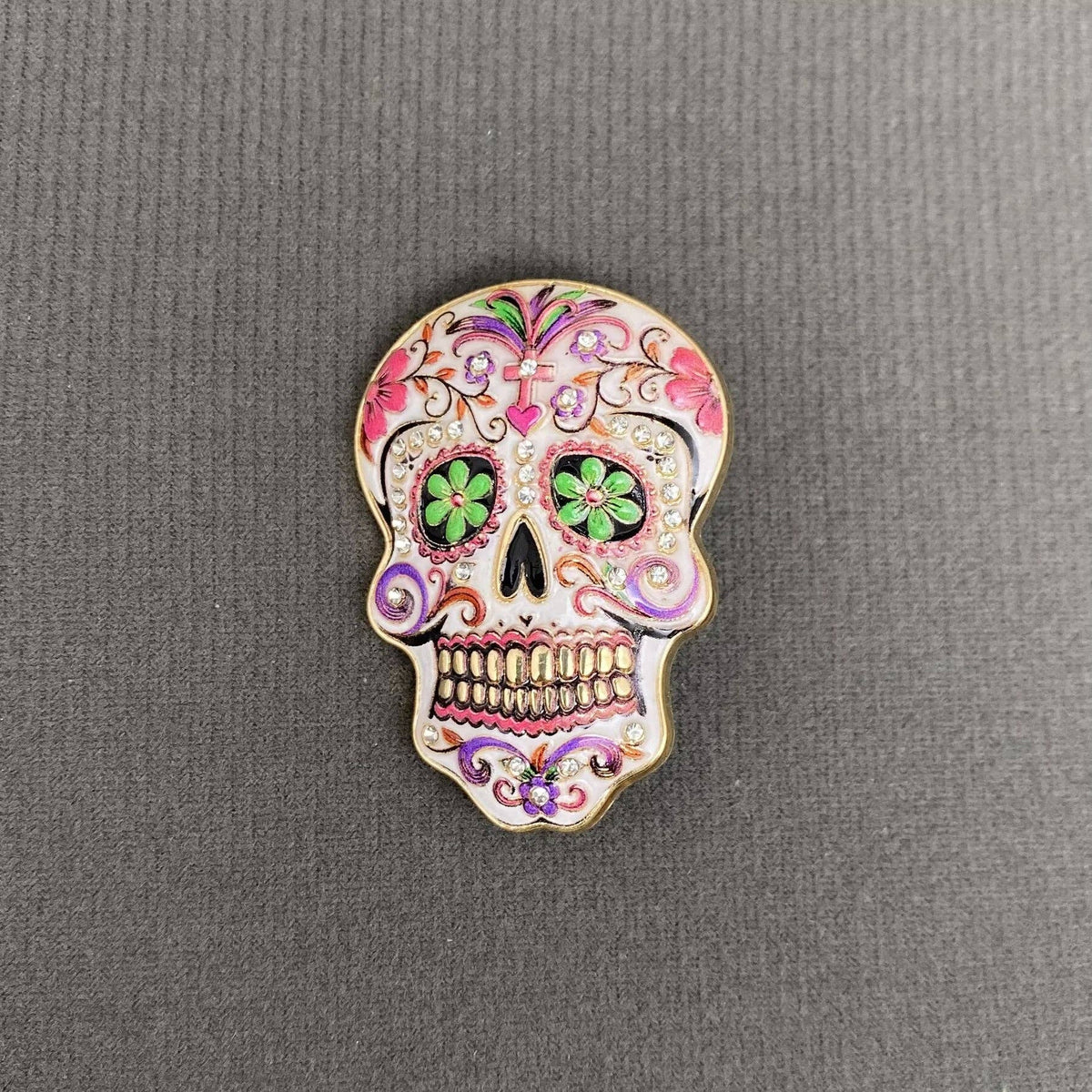 Halloween Colored Skull Brooch: Pink