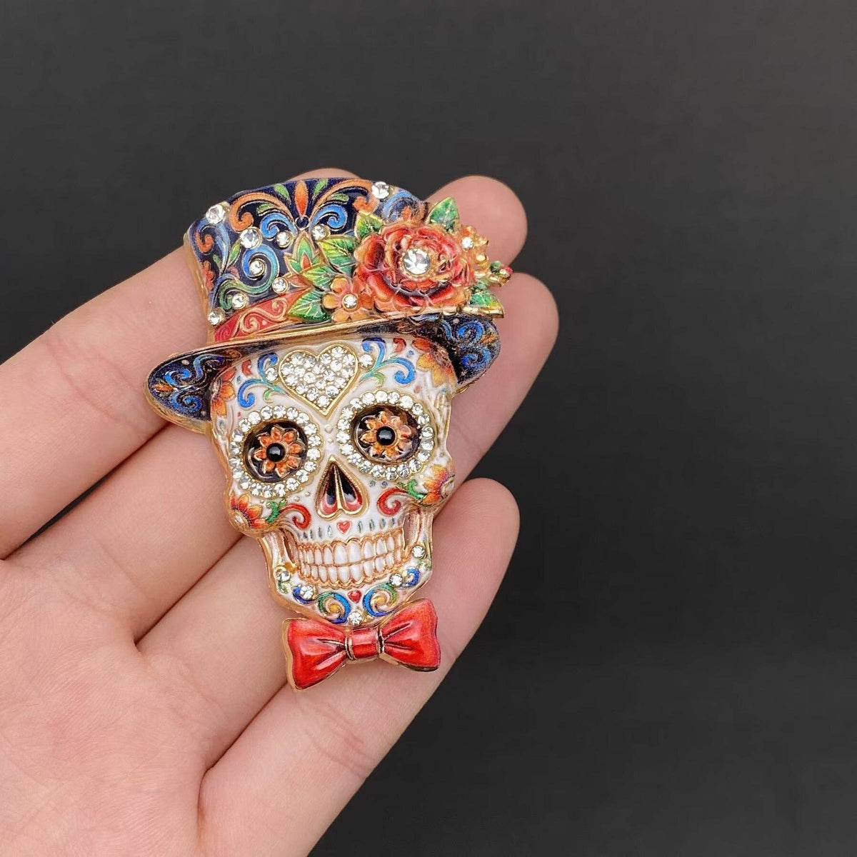Skull With Top Hat Brooch: Red